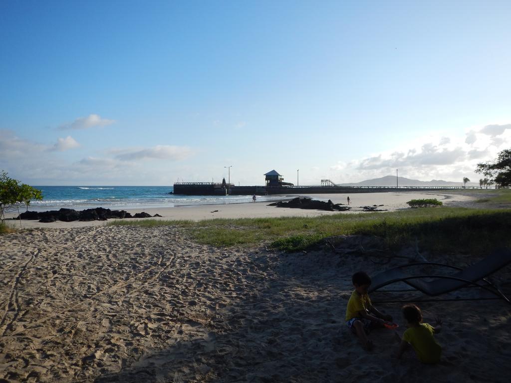 Hospedaje Casa Soleil Puerto Villamil Esterno foto