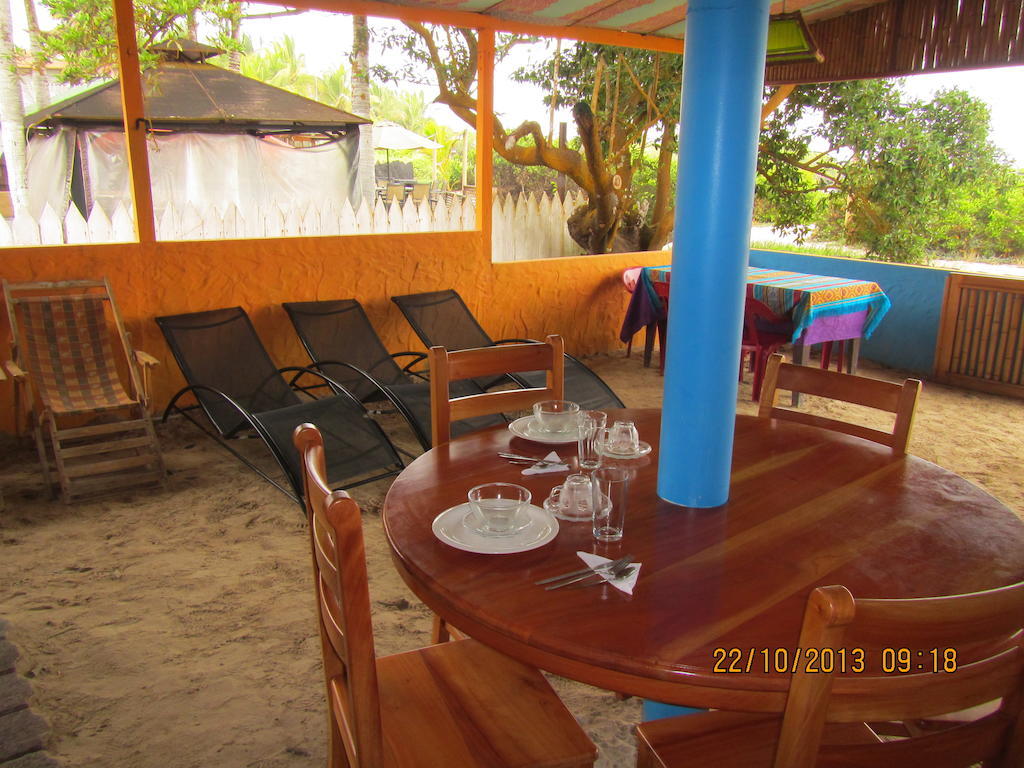Hospedaje Casa Soleil Puerto Villamil Esterno foto