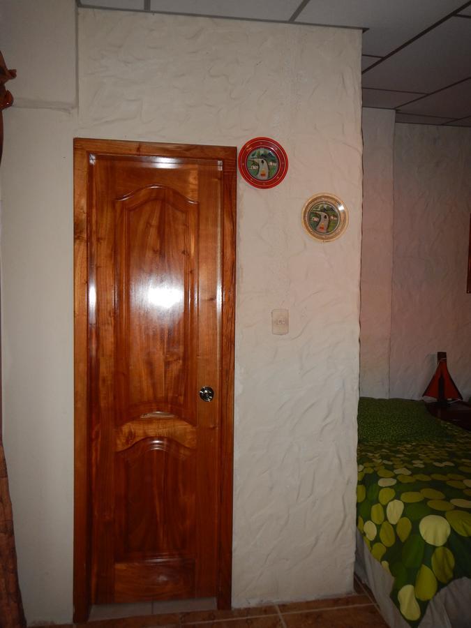 Hospedaje Casa Soleil Puerto Villamil Esterno foto